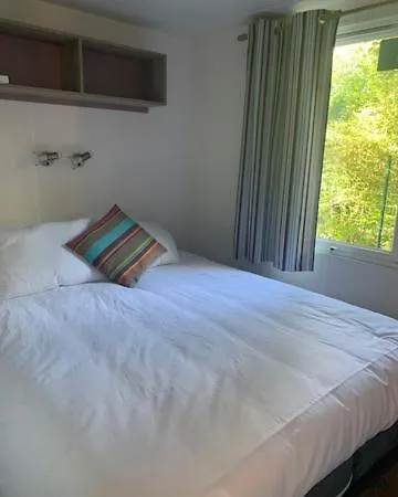 Mobile-home Camping *